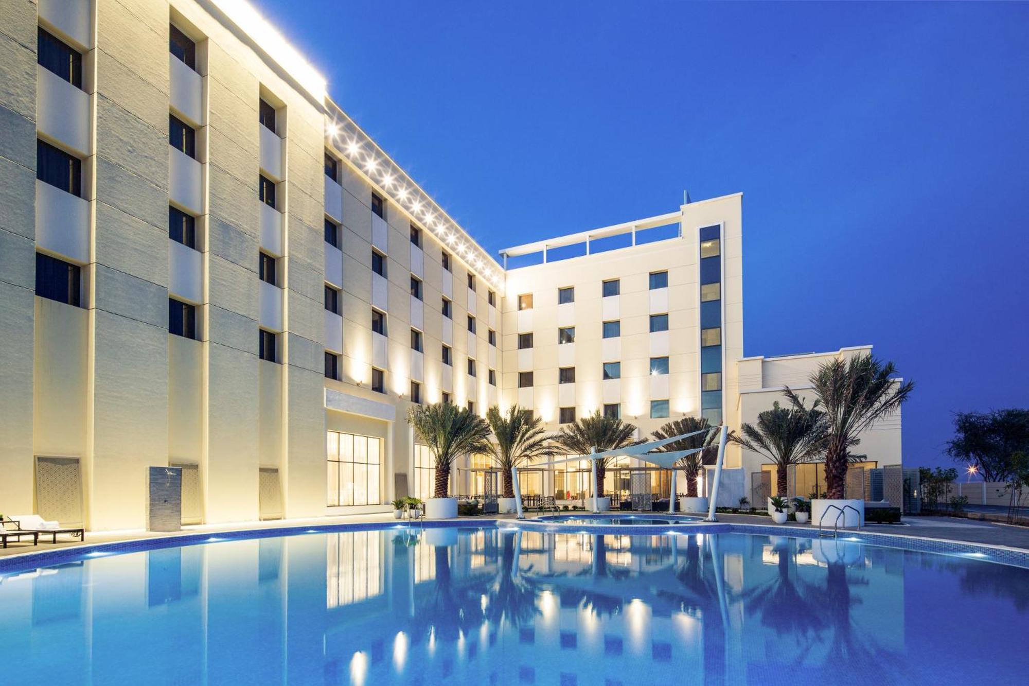 เมอร์เคียว โซฮาร์ Hotel ภายนอก รูปภาพ
